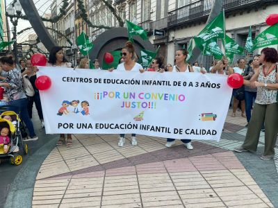 El personal de las escuelas infantiles reivindica un convenio justo